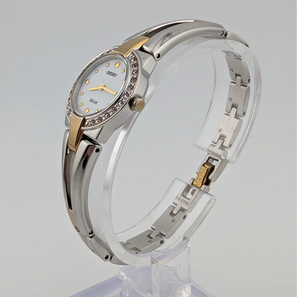 Seiko Solar Women's Swarovski Crystal Two-Tone Bracelet Watch V115-0AW0 6
